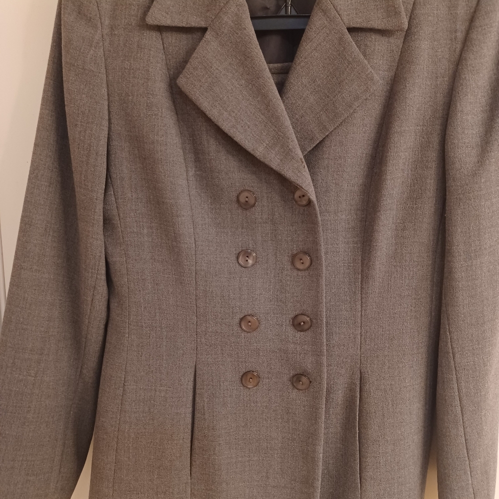 Kasper Gray Double-Breasted 2 Piece Suit - image 8